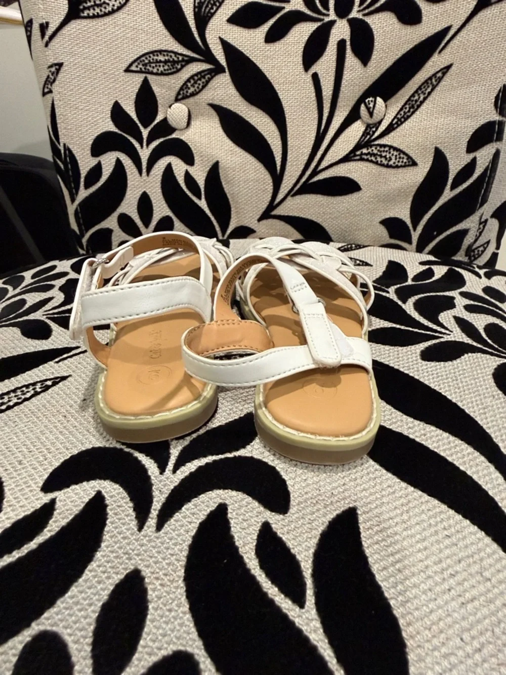 Cat & Jack White Glitter Bow-Style Girls' Sandals